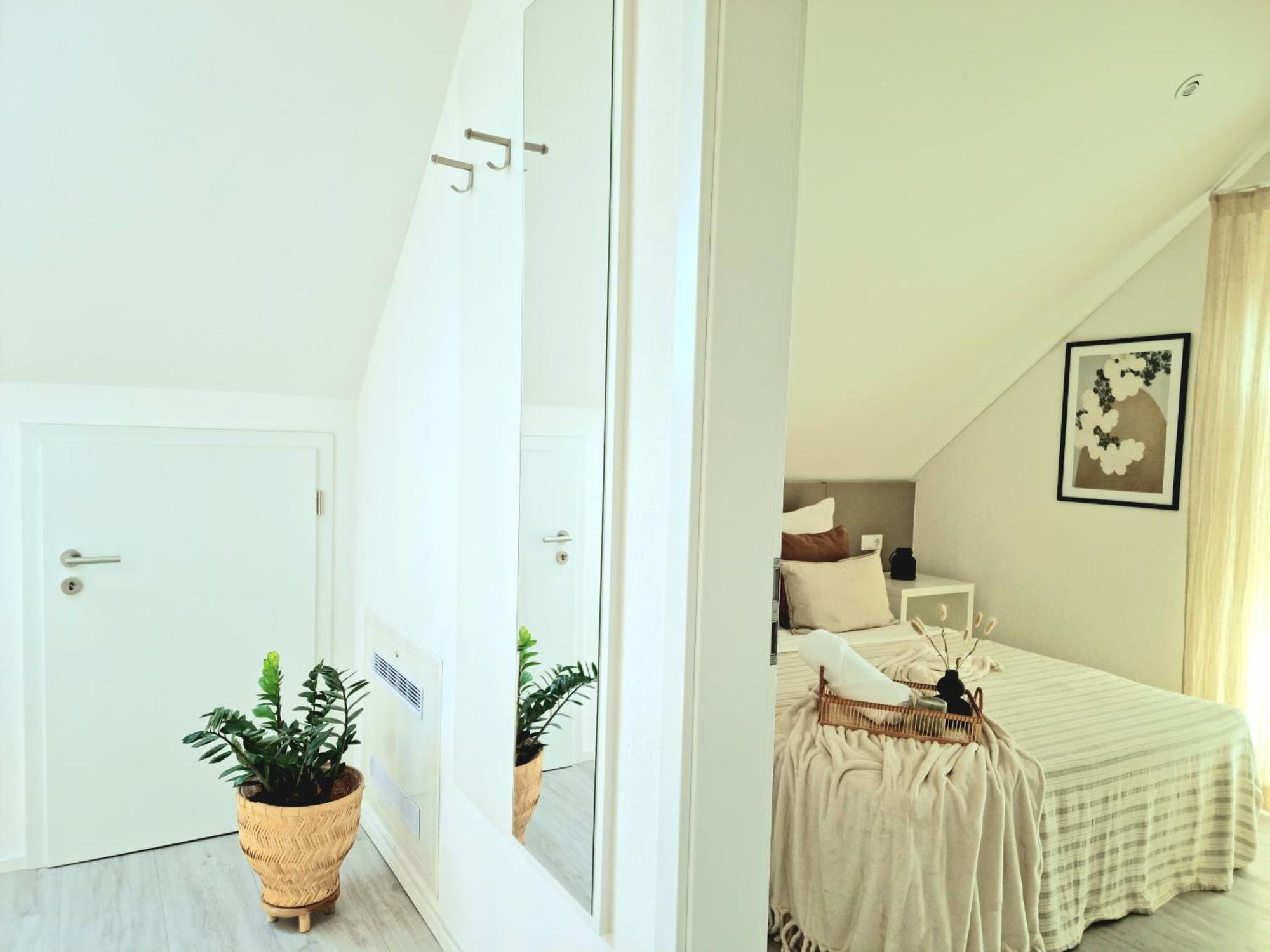 Homestay-Stylish, Zentral- Loft Apartment-Parking Ingolstadt Kültér fotó