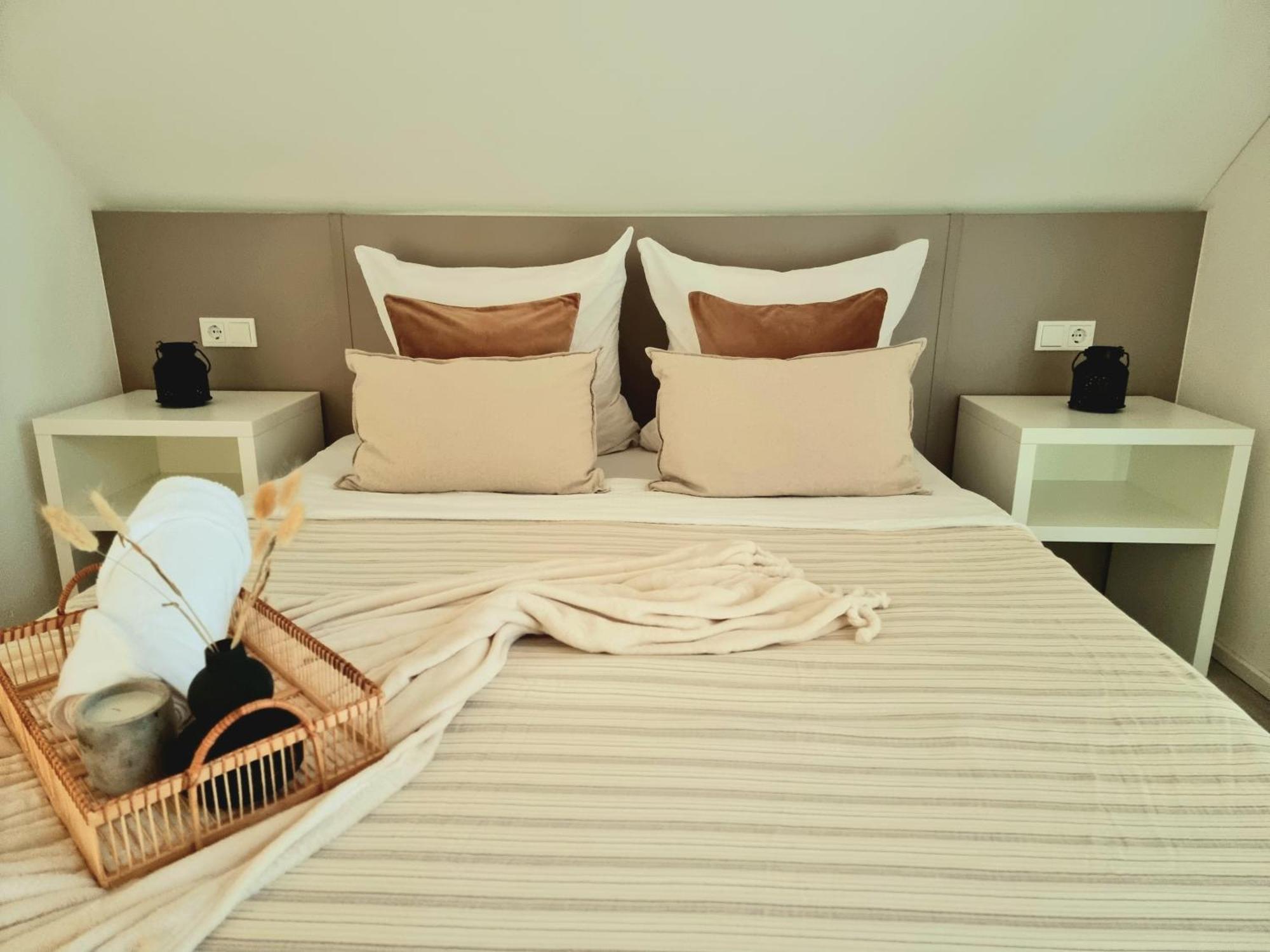 Homestay-Stylish, Zentral- Loft Apartment-Parking Ingolstadt Kültér fotó